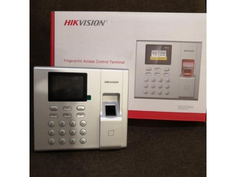 may-cham-cong-hikvision-ds-k1t8003ef-4